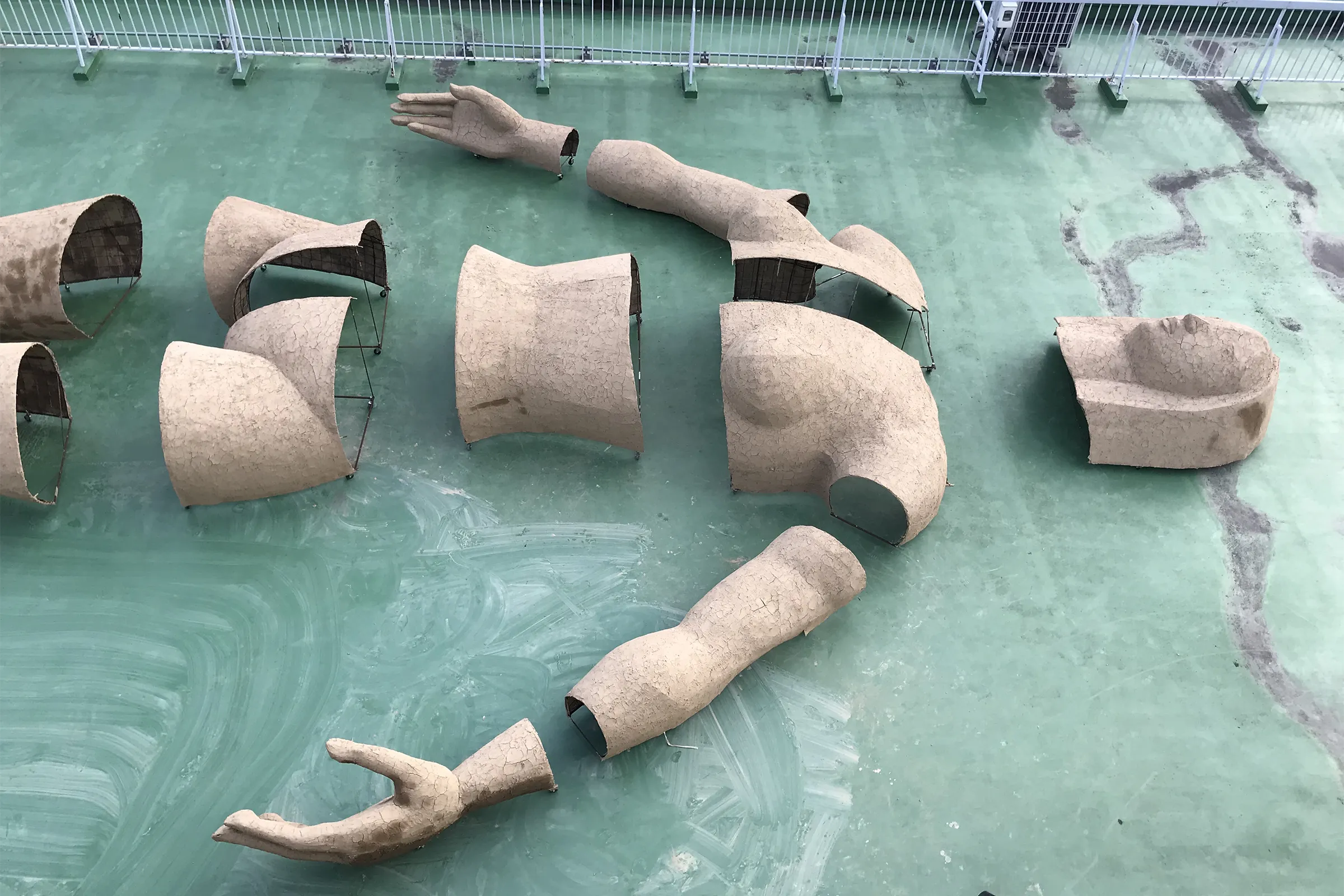 アートドキュメント2026 久保寛子 青の太陽 緑の月 :: 企画展