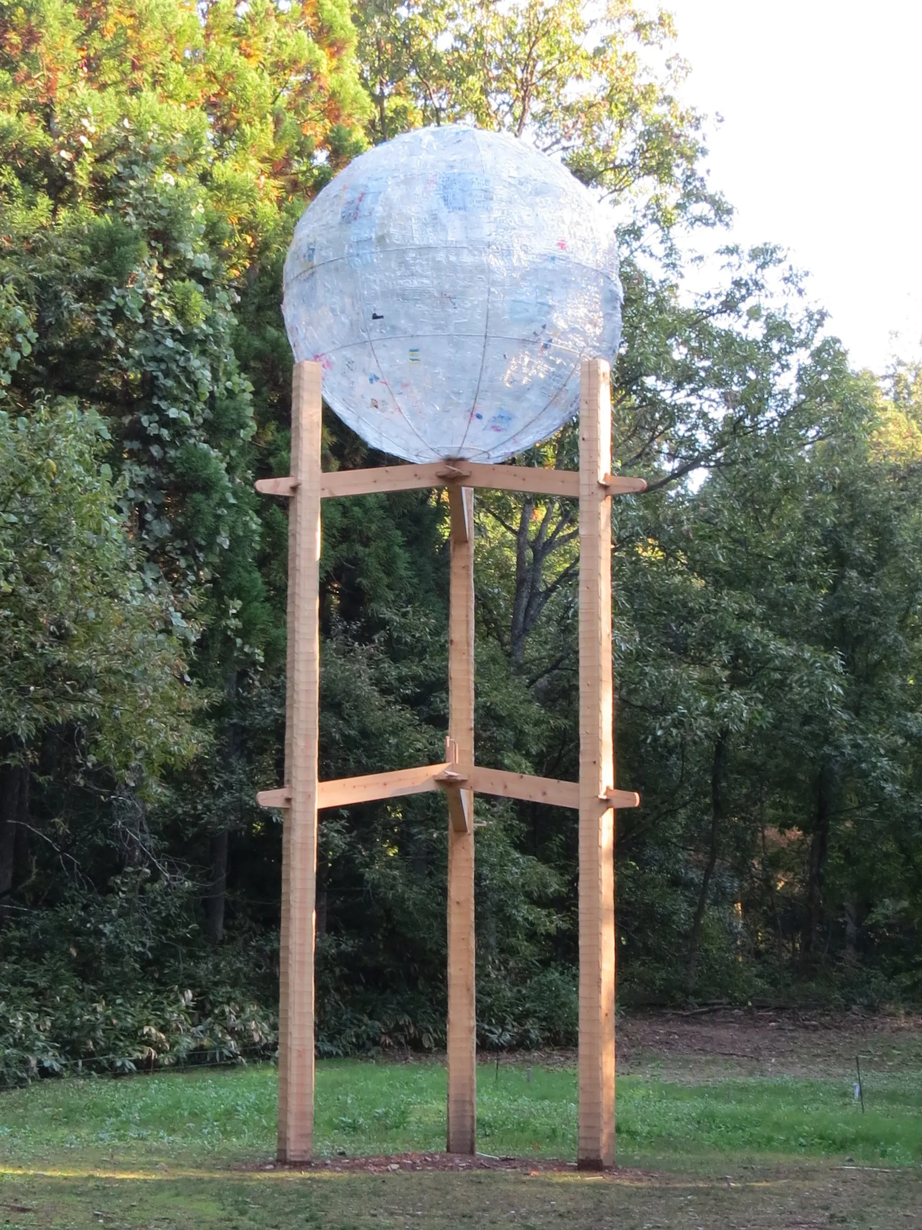 「Moon Tower」 /長坂 真護